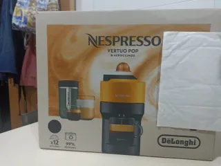 Cafetera Nespresso Vertuo Pop nueva a estrenar