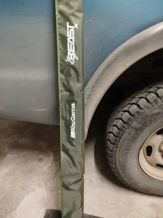 Caña de Casting Abu García Beast X