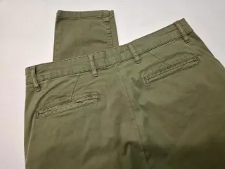 Pantalón cargo verde