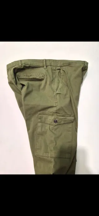 Pantalón cargo verde