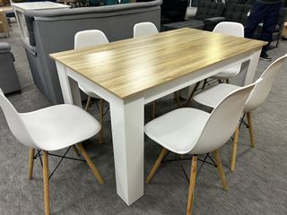 Mesa comedor + 6 sillas *ofrecemos ENVIO*