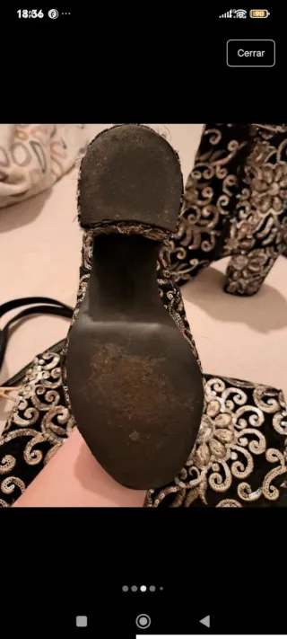 Botas tacón negras y plateadas