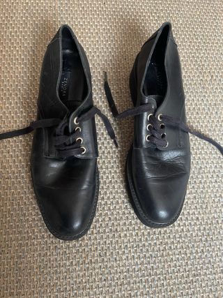 Zapatos negros de mujer