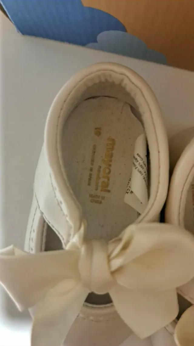 Merceditas Mayoral bebé talla 18