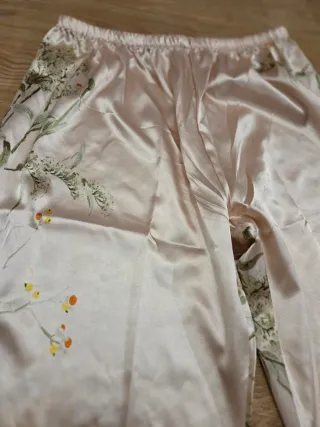 Pantalón de pijama floral silk touch nuevo
