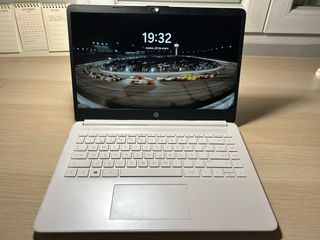 HP 14s Intel i3 Blanco