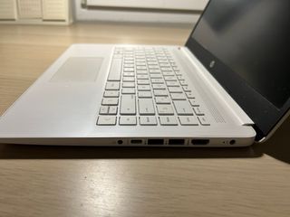 HP 14s Intel i3 Blanco