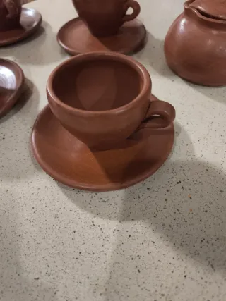 Juego de Tazas de Cerámica Marrón