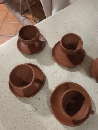 Juego de Tazas de Cerámica Marrón
