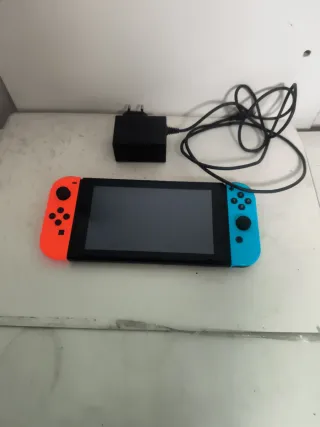 Nintendo Switch Azul y Naranja