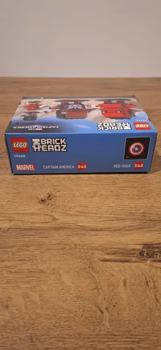 LEGO BrickHeadz Captain America & Red Hulk 40668