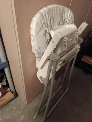 Trona para bebé con estampado de conejos