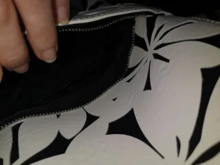 Mochila Desigual Flores Blanca y Negra