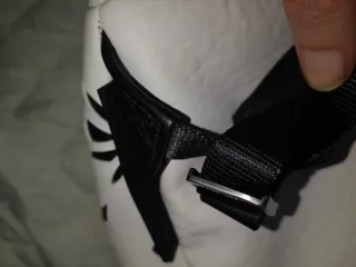 Mochila Desigual Flores Blanca y Negra