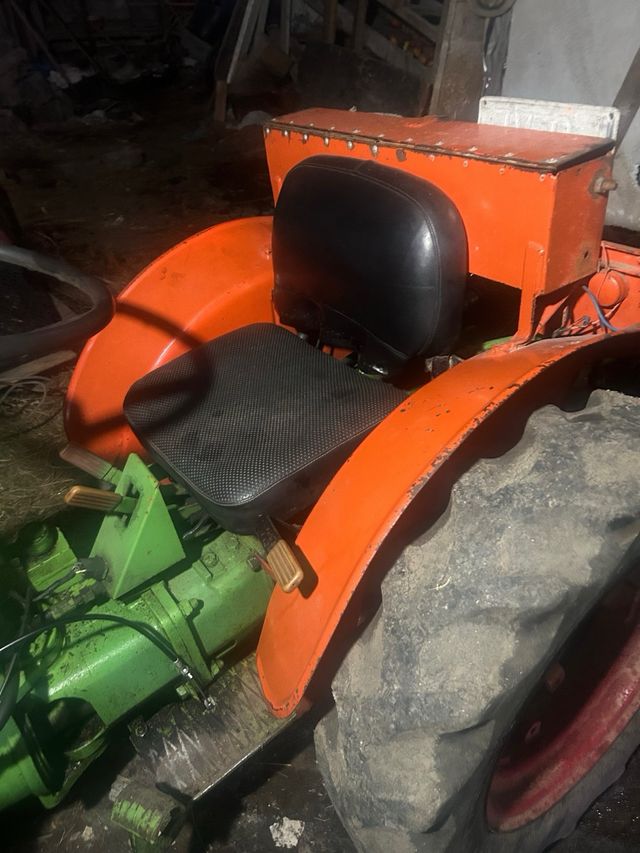 Tractor Agria 9900