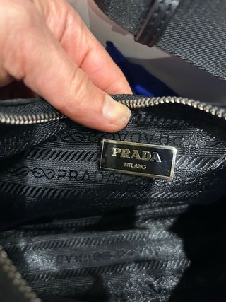 Tracollina Prada in tela nera