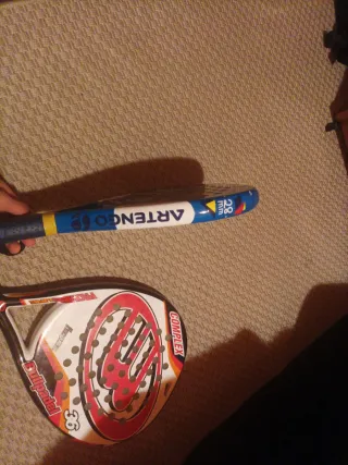 Raquetas de pádel Artengo y Bullpadel