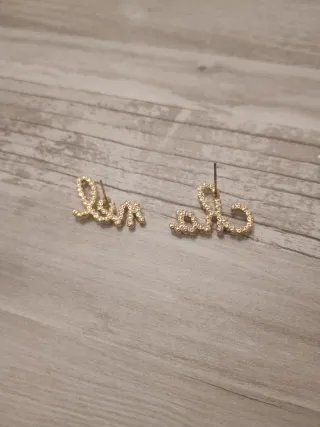 Pendientes Chanel Letras Doradas