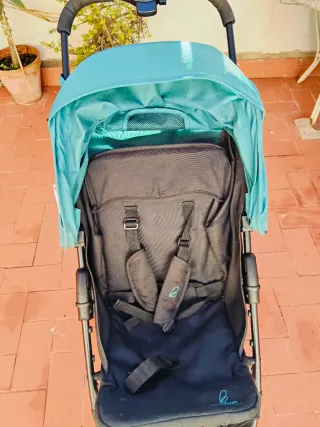 Cochecito de bebé ligero