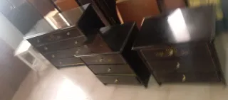 Conjunto dormitorio negro y dorado