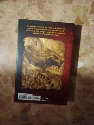 Fuego y Sangre (Canción de hielo y fuego): 300 ...