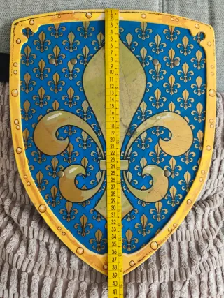Escudo medieval para disfraz