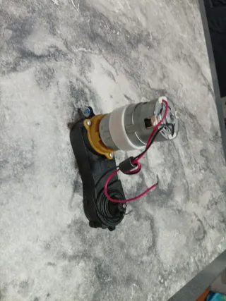 Motor con reductor para moto