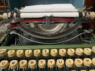 Máquina de escribir antigua Andina