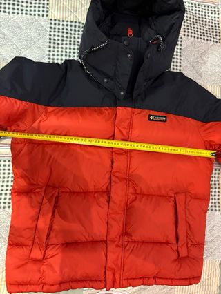 Plumífero Columbia Talla M Negro y Rojo