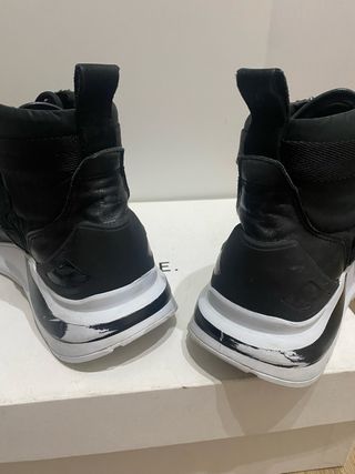 Zapatilla botin  D.A.T.E talla 4o