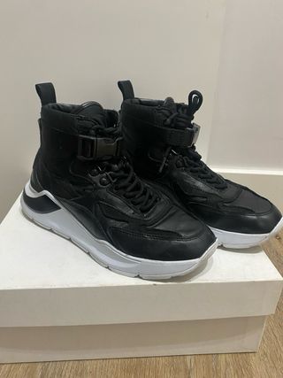 Zapatilla botin  D.A.T.E talla 4o