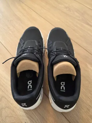 Zapatillas On Cloud 6 Negras.