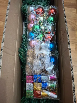 Árbol de Navidad Nuevo con Adornos