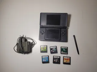 Nintendo DS Lite Nera + 6 Giochi