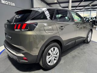 PEUGEOT 3.008 1.5HDI 130CV