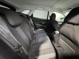 PEUGEOT 3.008 1.5HDI 130CV