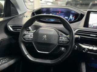 PEUGEOT 3.008 1.5HDI 130CV