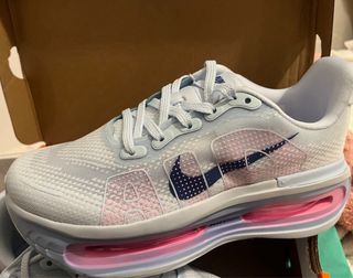 Zapatillas Nike Vomero Premium Nuevas