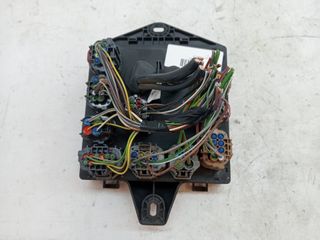 CAJA RELES / FUSIBLES JAGUAR XJ (3)