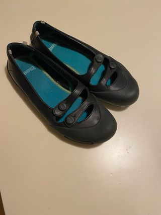 Zapatos Camper Negros y Turquesa