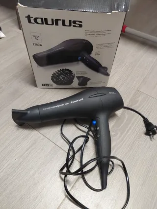 Secador Taurus Fashion Pro 2300W