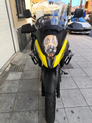 Suzuki V-Strom 650 XT 2022 Trail Manual