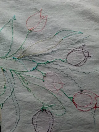 Tenda/pannello artigianale con tulipani