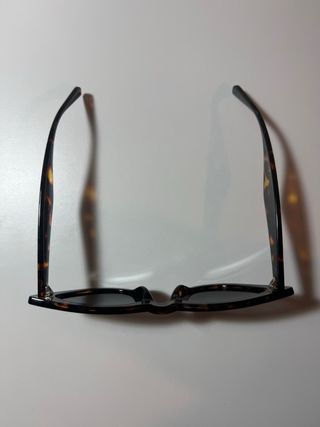 Occhiali da sole tartaruga