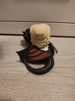 Funko Pop Daenerys y Drogon
