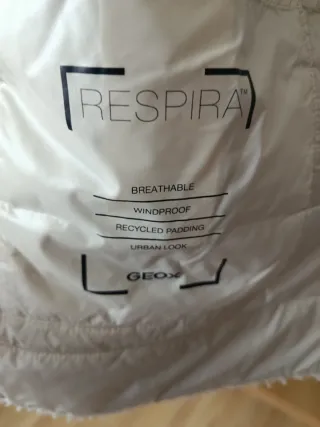 Abrigo corto Geox beige