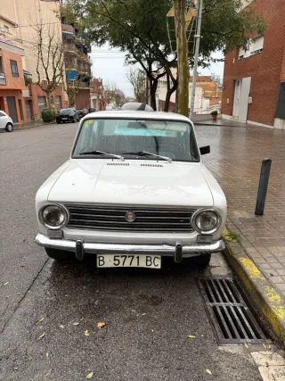 SEAT 124 1975