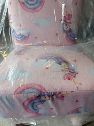 2 sedie bambini: 1 rosa, 1 blu