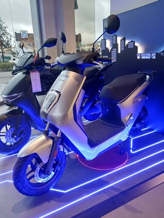 Honda EVP1 Eléctrica 49cc Scooter