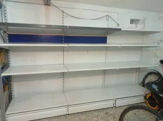 Estantería metálica sin tornillos